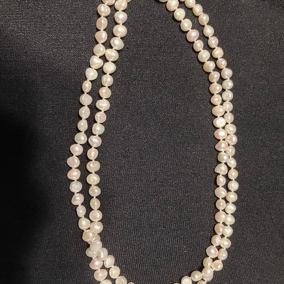Freshwater Pearl Necklace 18 in. - Picture 3 of 9